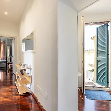 Apartment Attico Vista San Pietro, Vicino Ai Musei Vaticani Rome